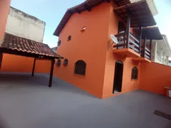 Casa com 3 Quartos para alugar, 130m² no Jardim Santo Antonio, Macaé - Foto 1