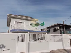 Casa de Condomínio com 4 Quartos à venda, 180m² no Peró, Cabo Frio - Foto 2