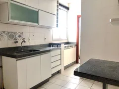 Apartamento com 3 Quartos à venda, 75m² no Tubalina, Uberlândia - Foto 2