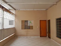 Casa com 3 Quartos para alugar, 220m² no Centro, Anápolis - Foto 22