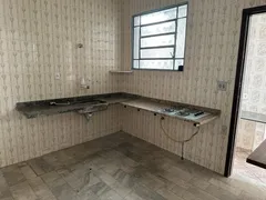 Casa Comercial com 7 Quartos para alugar, 260m² no Santa Efigênia, Belo Horizonte - Foto 14