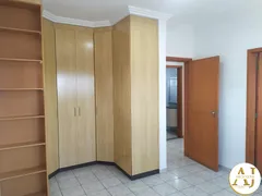 Apartamento com 3 Quartos para alugar, 118m² no Jardim Mariana, Cuiabá - Foto 8