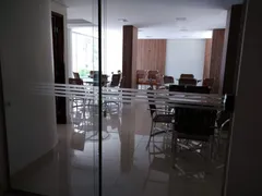 Apartamento com 3 Quartos para alugar, 99m² no Campo Belo, Londrina - Foto 14