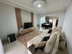 Casa com 3 Quartos à venda, 340m² no Brasil, Uberlândia - Foto 23