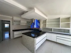 Casa de Condomínio com 4 Quartos à venda, 205m² no Itapuã, Salvador - Foto 1
