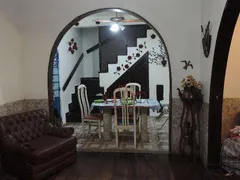 Casa com 4 Quartos à venda, 120m² no Santa Rosa, Niterói - Foto 2