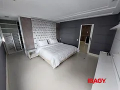 Apartamento com 2 Quartos para alugar, 149m² no Beira Mar, Florianópolis - Foto 12