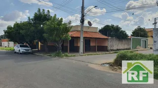 Loja / Salão / Ponto Comercial para venda ou aluguel, 210m² no Planalto Uruguai, Teresina - Foto 2