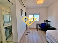 Apartamento com 3 Quartos para alugar, 180m² no Gonzaga, Santos - Foto 27