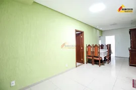 Casa com 3 Quartos à venda, 221m² no Santo Antonio, Divinópolis - Foto 8