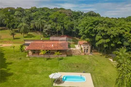 Fazenda / Sítio / Chácara com 3 Quartos à venda, 250m² no Arataba, Louveira - Foto 1