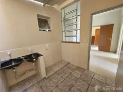 Casa com 2 Quartos para alugar, 55m² no Centro, Londrina - Foto 16