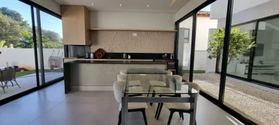 Casa com 4 Quartos à venda, 360m² no Ville Sainte Helene, Campinas - Foto 5