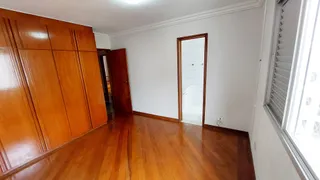 Apartamento com 4 Quartos para alugar, 240m² no Setor Bela Vista, Goiânia - Foto 18