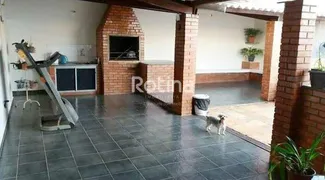 Casa com 3 Quartos à venda, 146m² no Brasil, Uberlândia - Foto 15