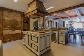 Casa com 3 Quartos à venda, 630m² no Saint Moritz, Gramado - Foto 20
