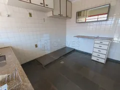 Casa com 3 Quartos para alugar, 222m² no Jardim São Luiz, Ribeirão Preto - Foto 6