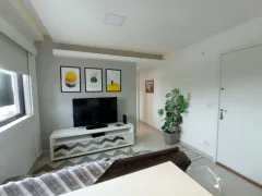 Apartamento com 1 Quarto para alugar, 50m² no Novo Mundo, Curitiba - Foto 6