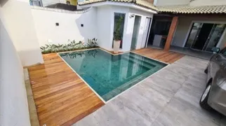 Casa de Condomínio com 4 Quartos à venda, 250m² no Recreio Dos Bandeirantes, Rio de Janeiro - Foto 1