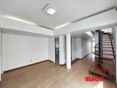 Apartamento com 2 Quartos para alugar, 360m² no Centro, Florianópolis - Foto 12