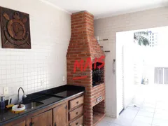 Casa com 4 Quartos à venda, 240m² no Pompeia, Santos - Foto 2