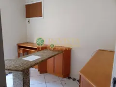 Conjunto Comercial / Sala para alugar, 89m² no Centro, Florianópolis - Foto 3
