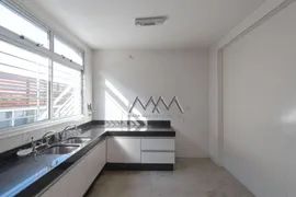 Casa com 3 Quartos à venda, 305m² no Santa Lúcia, Belo Horizonte - Foto 13