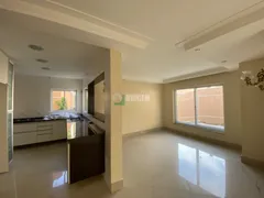 Casa de Condomínio com 3 Quartos para alugar, 160m² no Água Verde, Curitiba - Foto 13