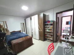 Casa com 6 Quartos à venda, 650m² no Fatima, Passo Fundo - Foto 19