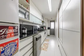Apartamento com 2 Quartos à venda, 86m² no Três Figueiras, Porto Alegre - Foto 13