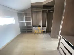 Casa com 4 Quartos à venda, 242m² no Vila Sul Americana, Carapicuíba - Foto 19