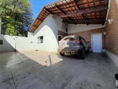 Casa com 3 Quartos à venda, 160m² no Vila Jaboticabeira, Taubaté - Foto 1