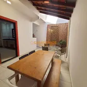 Casa com 3 Quartos à venda, 190m² no Loteamento Residencial Vista Linda, São José dos Campos - Foto 9