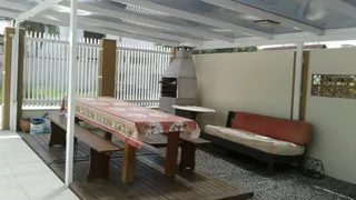 Casa com 4 Quartos para alugar, 150m² no Praia do Estaleirinho, Balneário Camboriú - Foto 3