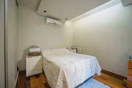 Casa de Condomínio com 3 Quartos à venda, 236m² no Residencial Carmel, Uberlândia - Foto 17