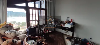 Casa com 4 Quartos à venda, 255m² no Piratininga, Niterói - Foto 30