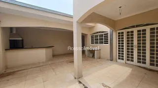 Casa com 4 Quartos à venda, 315m² no LOURENZI, Boituva - Foto 4