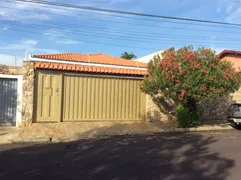 Casa com 3 Quartos à venda, 248m² no Jardim Santa Angelina, Araraquara - Foto 1