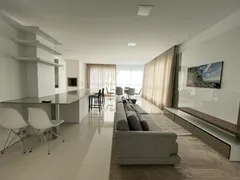 Apartamento com 3 Quartos para alugar, 134m² no Centro, Balneário Camboriú - Foto 2