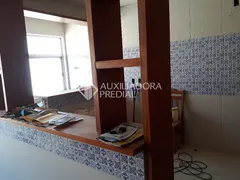 Apartamento com 2 Quartos à venda, 64m² no São Sebastião, Porto Alegre - Foto 9