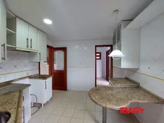 Casa com 2 Quartos para alugar, 202m² no Sambaqui, Florianópolis - Foto 12