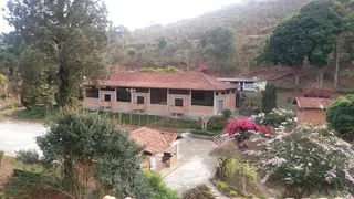 Fazenda / Sítio / Chácara com 4 Quartos à venda, 273m² no Area Rural de Barbacena, Barbacena - Foto 3