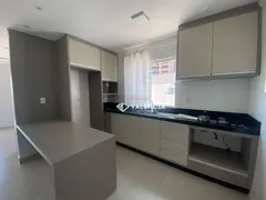 Apartamento com 2 Quartos para alugar, 71m² no Coqueiral, Cascavel - Foto 1