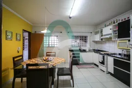 Casa com 3 Quartos à venda, 156m² no Pinheiros, Londrina - Foto 6