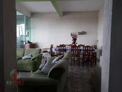 Casa com 7 Quartos à venda, 250m² no Jardim Barro Branco, Cotia - Foto 6