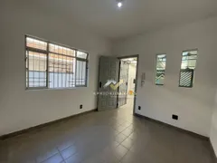 Casa Comercial com 5 Quartos para alugar, 121m² no Vila Alzira, Santo André - Foto 16