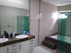 Casa de Condomínio com 4 Quartos à venda, 360m² no Residencial Granville, Goiânia - Foto 20