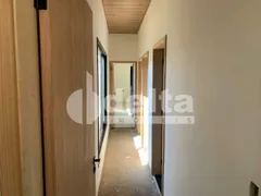 Casa com 3 Quartos à venda, 100m² no Loteamento Portal do Vale II, Uberlândia - Foto 4