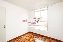 Apartamento com 3 Quartos para alugar, 74m² no Novo Mundo, Curitiba - Foto 7