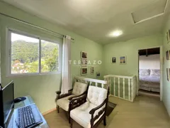 Casa com 4 Quartos à venda, 213m² no Iúcas, Teresópolis - Foto 14